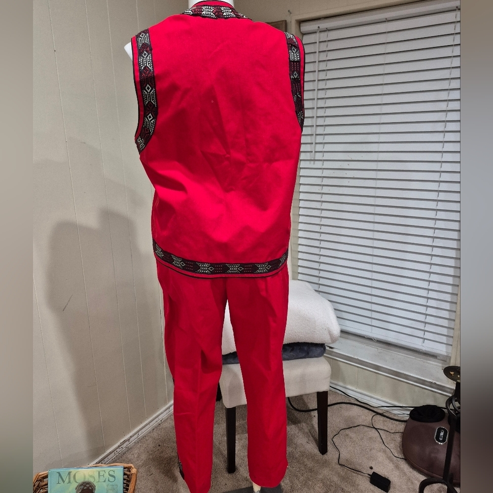 Red Embroidered Women's Pants & Jumpsuit Set - Picture 5 of 15